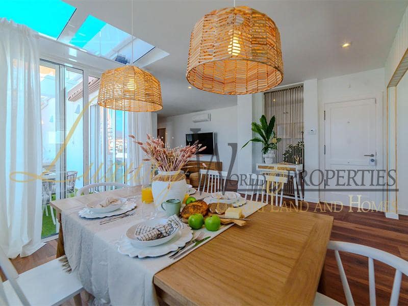 3 bedroom Flat for sale in Golf del Sur with pool - € 475,000 (Ref: 8586742)