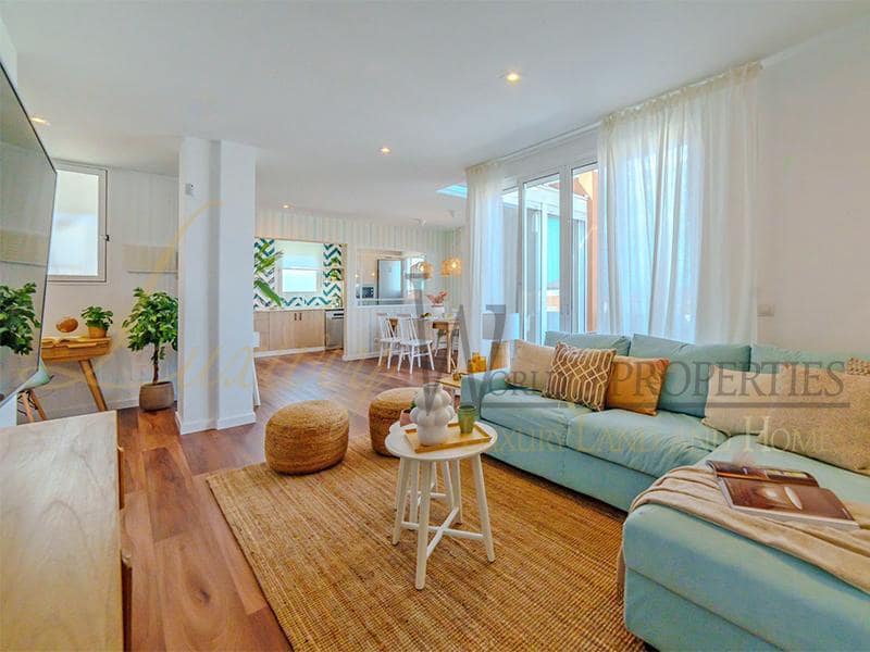 3 bedroom Flat for sale in Golf del Sur with pool - € 475,000 (Ref: 8586742)