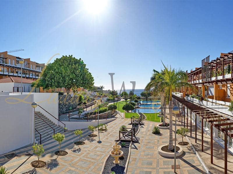 3 bedroom Flat for sale in Golf del Sur with pool - € 475,000 (Ref: 8586742)