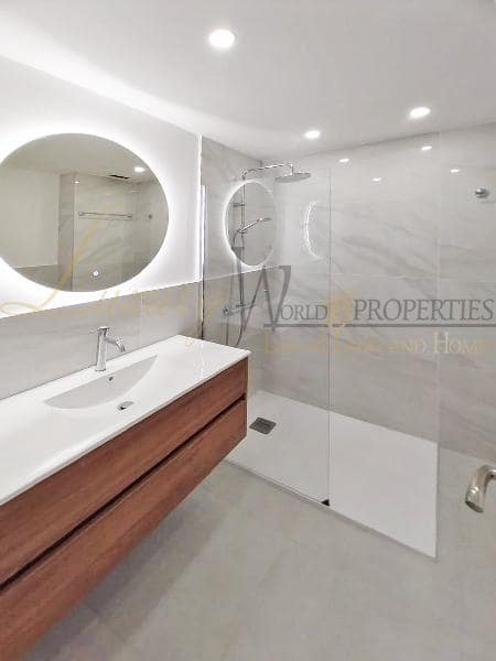 2 soverom Leilighet til salgs i Costa Adeje med svømmebasseng - € 365 000 (Ref: 8589568)