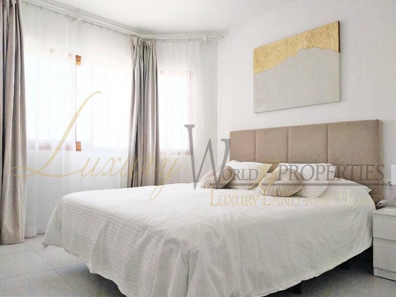 2 soverom Leilighet til salgs i Costa Adeje med svømmebasseng - € 365 000 (Ref: 8589568)