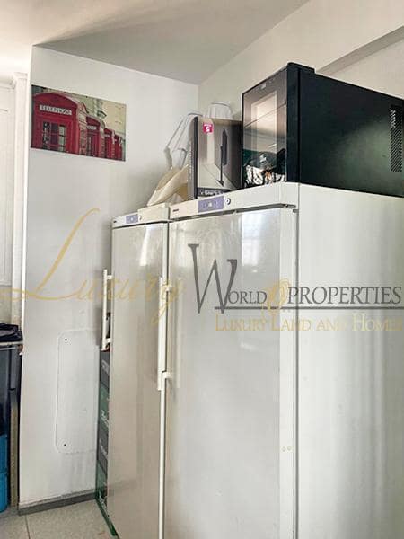 1 soverom Bedrift til salgs i Los Cristianos - € 470 000 (Ref: 8637443)