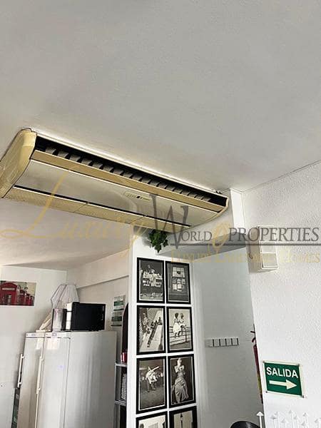 1 soverom Bedrift til salgs i Los Cristianos - € 470 000 (Ref: 8637443)