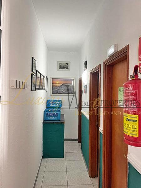 1 soverom Bedrift til salgs i Los Cristianos - € 470 000 (Ref: 8637443)