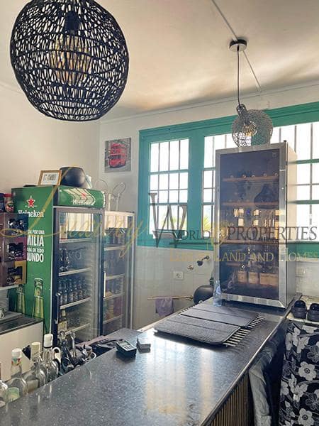 1 soverom Bedrift til salgs i Los Cristianos - € 470 000 (Ref: 8637443)