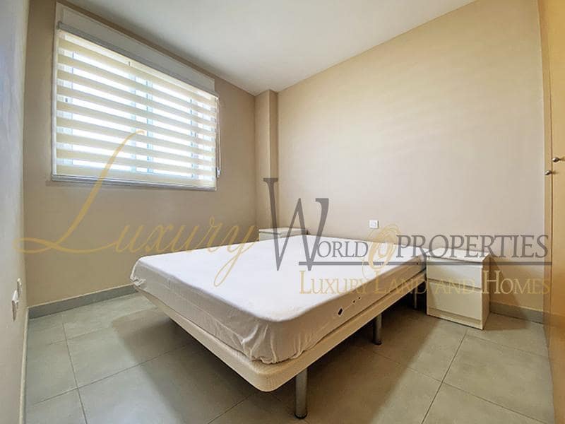 3 soverom Leilighet til salgs i Adeje med svømmebasseng garasje - € 425 000 (Ref: 8643847)