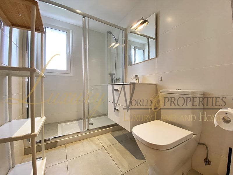 3 soverom Leilighet til salgs i Adeje med svømmebasseng garasje - € 425 000 (Ref: 8643847)