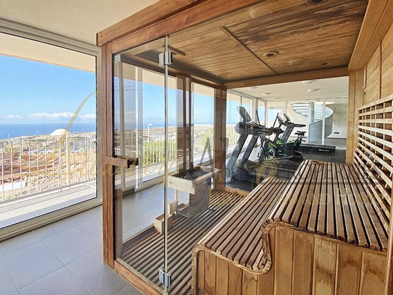 3 soverom Leilighet til salgs i Adeje med svømmebasseng garasje - € 425 000 (Ref: 8643847)