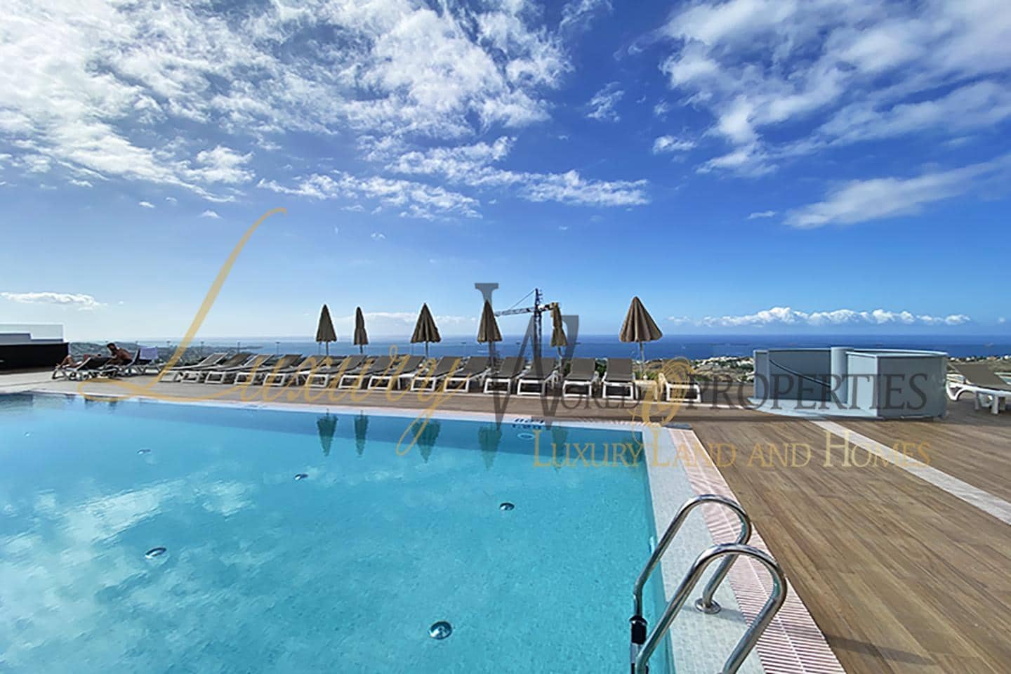 3 soverom Leilighet til salgs i Adeje med svømmebasseng garasje - € 425 000 (Ref: 8643847)