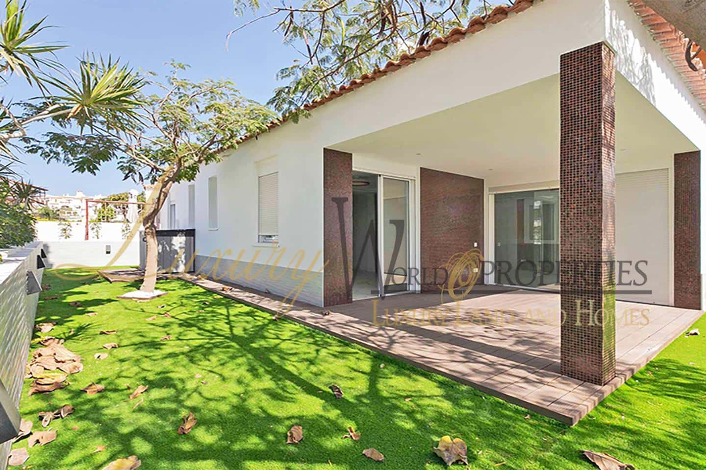 3 soveværelse Bungalow til salg i Golf del Sur med swimmingpool garage - € 580.000 (Ref: 8655673)