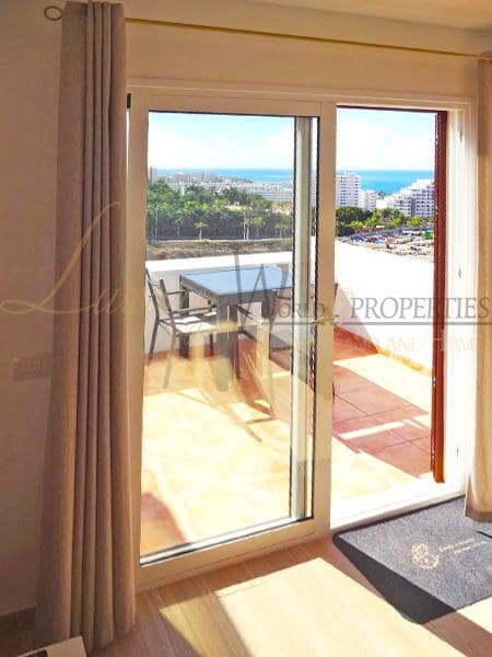 1 slaapkamer Flat te koop in Costa Adeje - € 329.000 (Ref: 8685501)