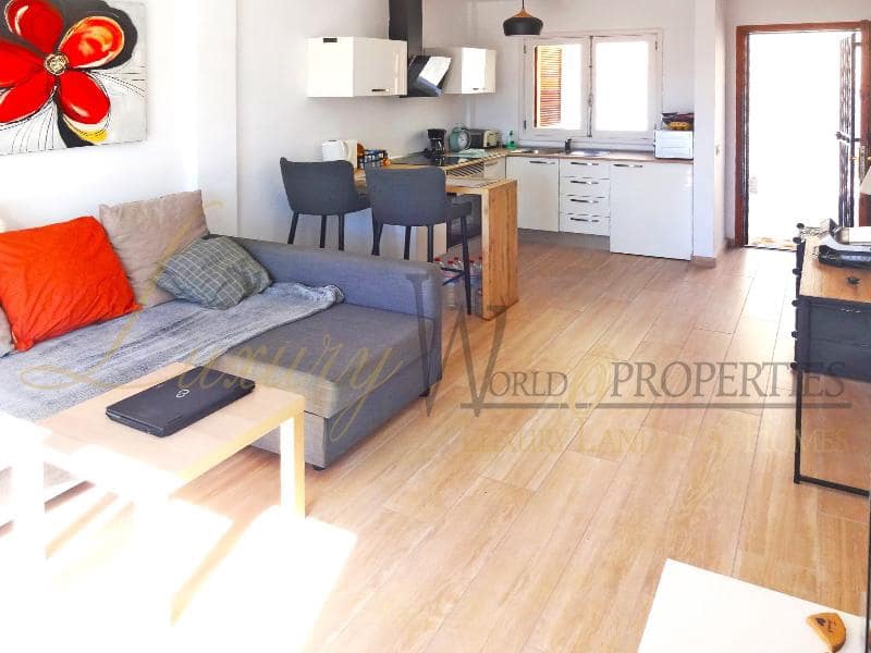 1 slaapkamer Flat te koop in Costa Adeje - € 329.000 (Ref: 8685501)