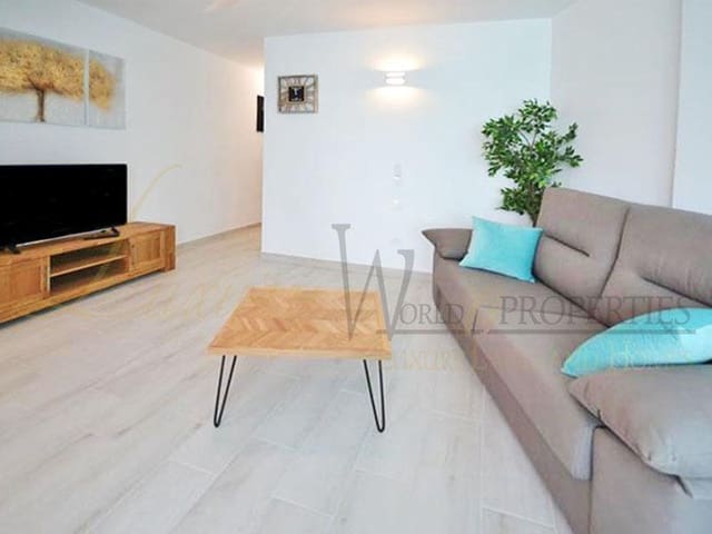 Flat te koop in Playa de las Americas, Arona - € 299.000 (Ref: 8688461)