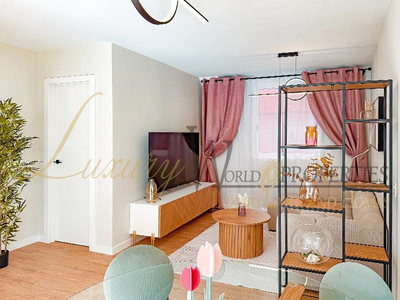 3 soveværelse Villa til salg i San Isidro de Abona med garage - € 375.000 (Ref: 8691840)