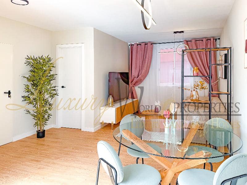 3 soveværelse Villa til salg i San Isidro de Abona med garage - € 375.000 (Ref: 8691840)