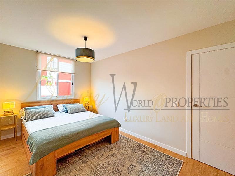 3 soveværelse Villa til salg i San Isidro de Abona med garage - € 375.000 (Ref: 8691840)