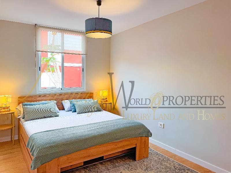 3 soveværelse Villa til salg i San Isidro de Abona med garage - € 375.000 (Ref: 8691840)