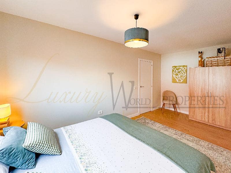 3 soveværelse Villa til salg i San Isidro de Abona med garage - € 375.000 (Ref: 8691840)