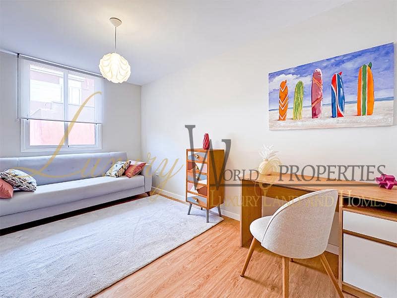 3 soveværelse Villa til salg i San Isidro de Abona med garage - € 375.000 (Ref: 8691840)