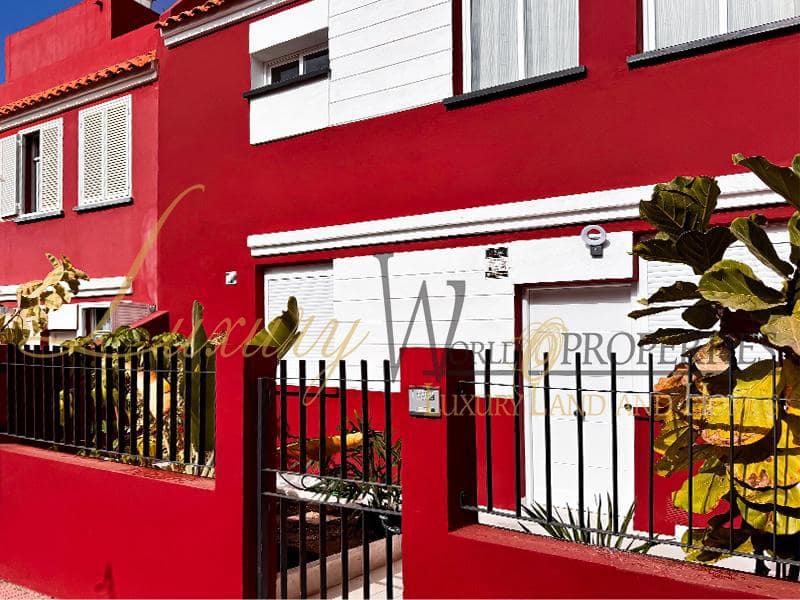 3 soveværelse Villa til salg i San Isidro de Abona med garage - € 375.000 (Ref: 8691840)