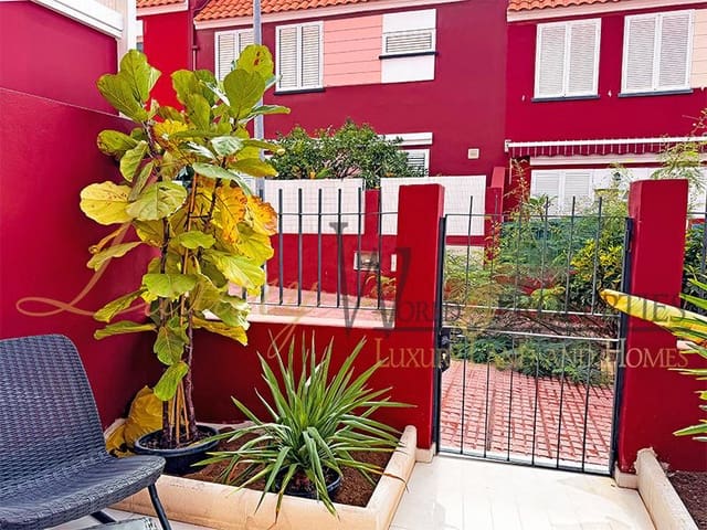 Chalet de 3 habitaciones en San Isidro de Abona, Granadilla de Abona en venta con garaje - 375.000 € (Ref: 8691840)