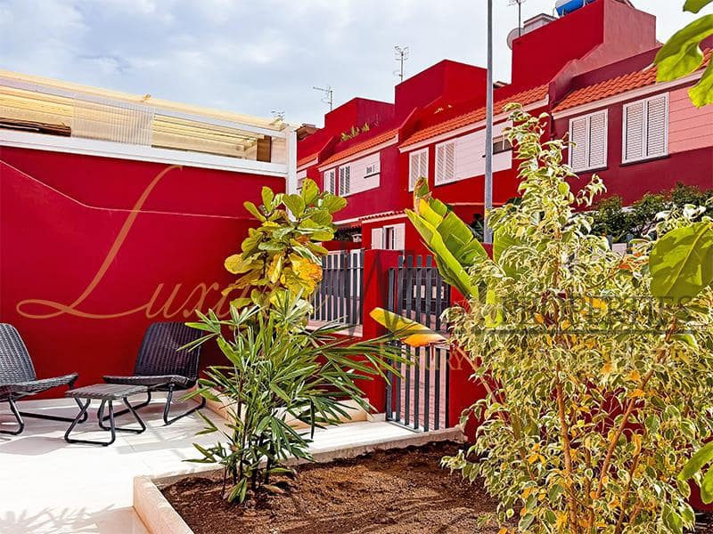 3 soveværelse Villa til salg i San Isidro de Abona med garage - € 375.000 (Ref: 8691840)