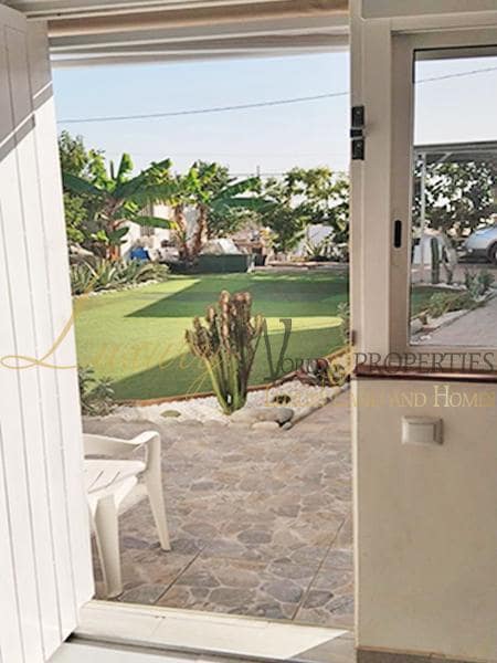 8 soveværelse Villa til salg i Buzanada med garage - € 585.000 (Ref: 8695965)