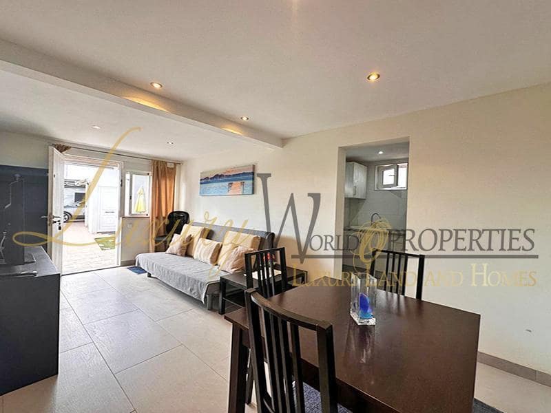 8 soveværelse Villa til salg i Buzanada med garage - € 585.000 (Ref: 8695965)