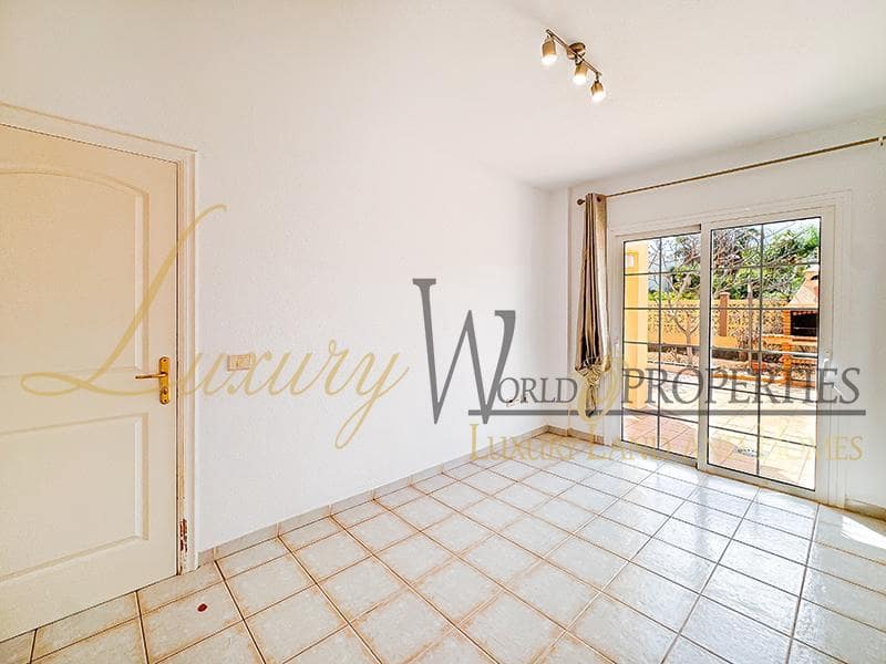 1 soverom Leilighet til salgs i Chayofa med svømmebasseng - € 250 000 (Ref: 8708732)