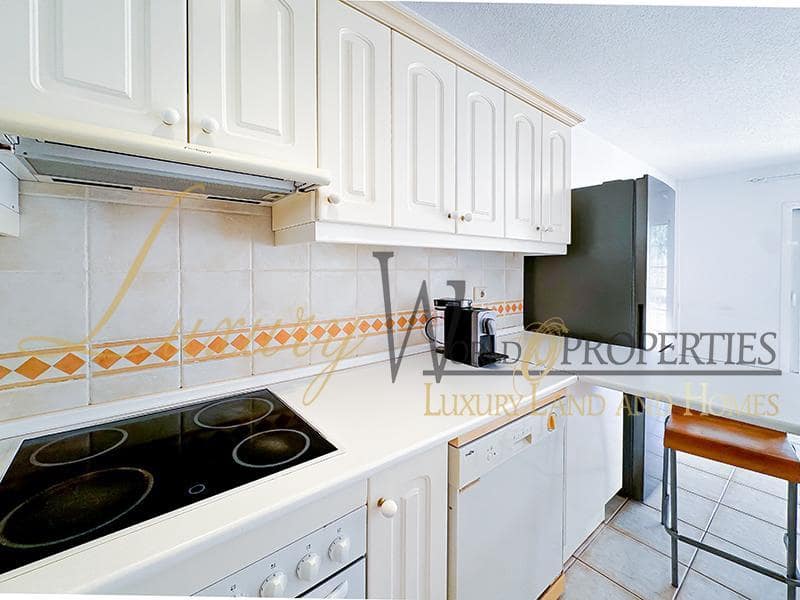 1 soverom Leilighet til salgs i Chayofa med svømmebasseng - € 250 000 (Ref: 8708732)