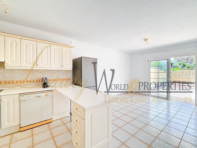 1 soverom Leilighet til salgs i Chayofa med svømmebasseng - € 250 000 (Ref: 8708732)