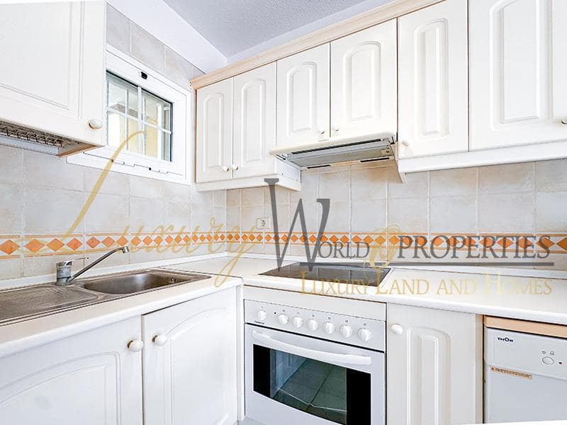 1 soverom Leilighet til salgs i Chayofa med svømmebasseng - € 250 000 (Ref: 8708732)