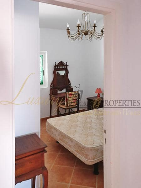 3 chambre Villa/Maison à vendre à Los Cristianos - 525 000 € (Ref: 8713021)