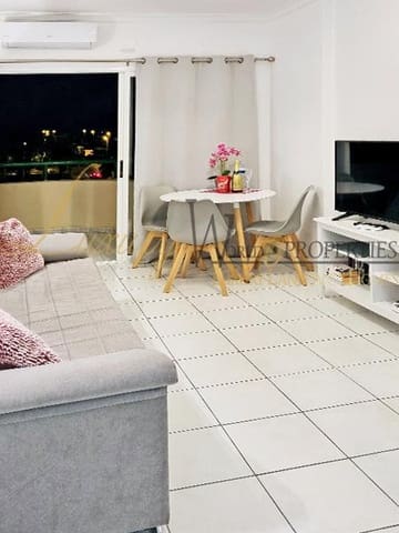 Piso de 1 habitación en Los Cristianos, Arona en venta con piscina garaje - 305.000 € (Ref: 8715083)