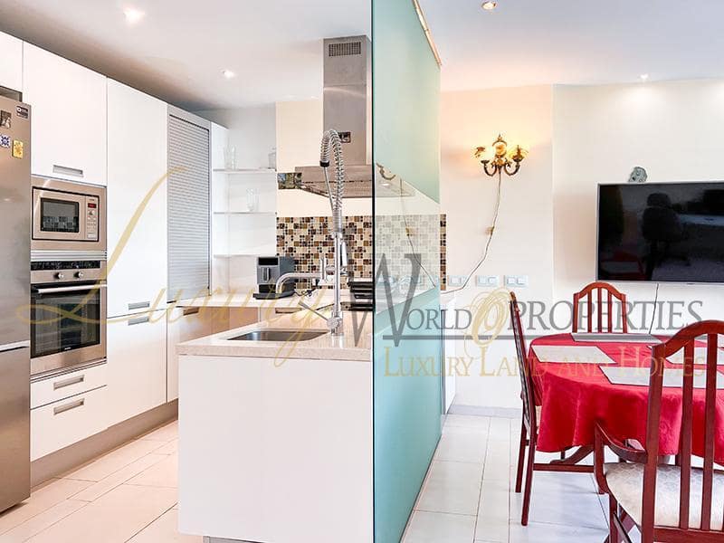 2 soveværelse Lejlighed til salg i Palm-Mar med swimmingpool garage - € 440.000 (Ref: 8736456)