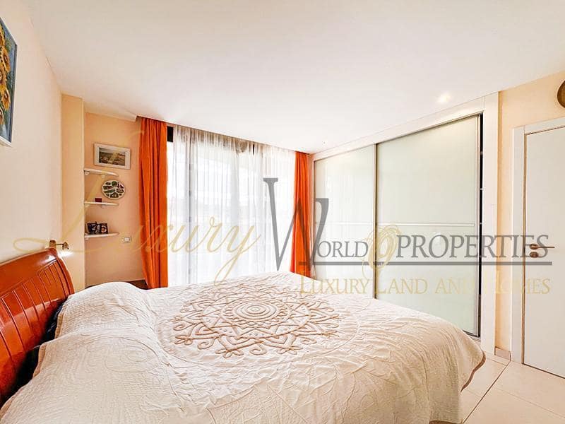 2 soveværelse Lejlighed til salg i Palm-Mar med swimmingpool garage - € 440.000 (Ref: 8736456)