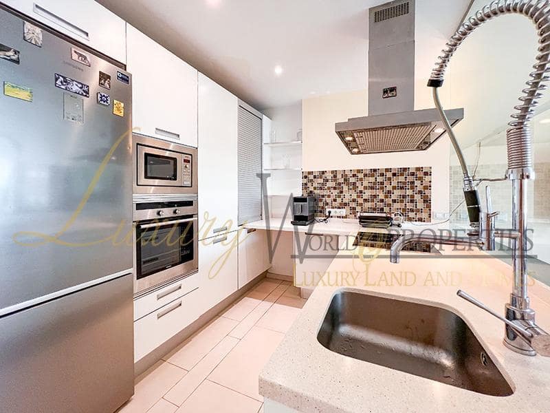 2 soveværelse Lejlighed til salg i Palm-Mar med swimmingpool garage - € 440.000 (Ref: 8736456)