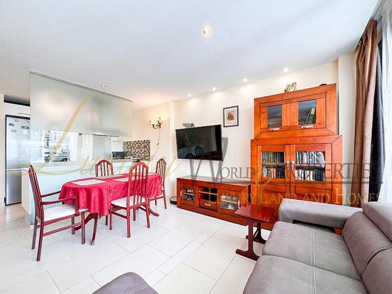 2 soveværelse Lejlighed til salg i Palm-Mar med swimmingpool garage - € 440.000 (Ref: 8736456)