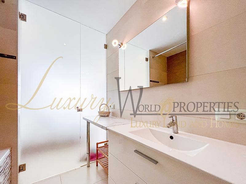 2 soveværelse Lejlighed til salg i Palm-Mar med swimmingpool garage - € 440.000 (Ref: 8736456)