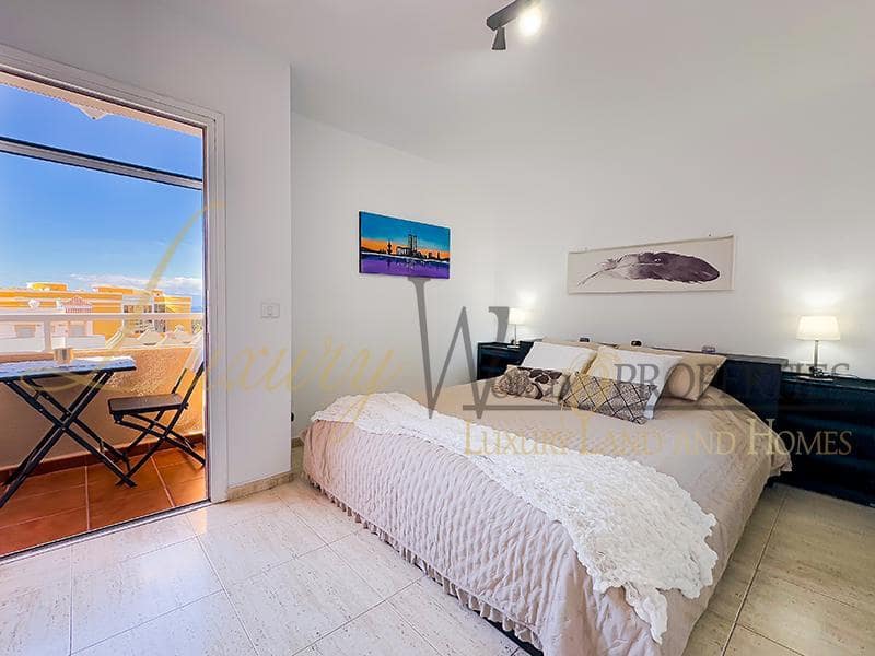 4 soveværelse Lejlighed til salg i Costa Adeje med swimmingpool garage - € 455.000 (Ref: 8736590)