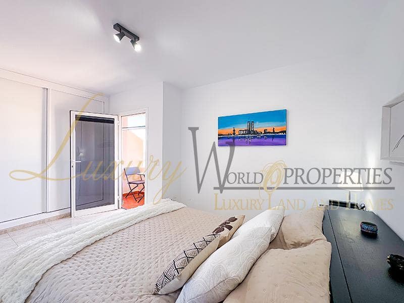 4 soveværelse Lejlighed til salg i Costa Adeje med swimmingpool garage - € 455.000 (Ref: 8736590)