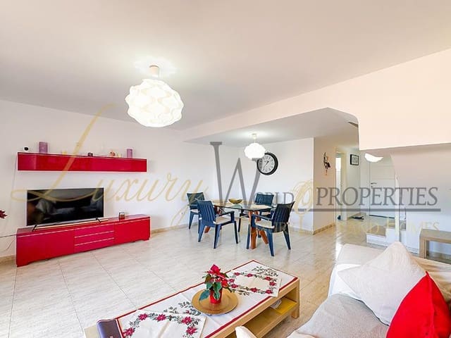 4 soveværelse Lejlighed til salg i Playa del Duque, Adeje med swimmingpool garage - € 455.000 (Ref: 8736590)