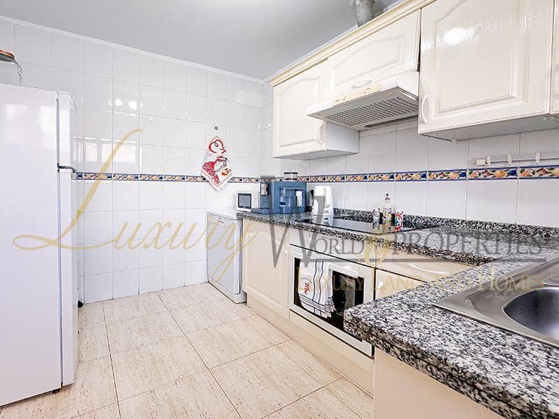 4 soveværelse Lejlighed til salg i Costa Adeje med swimmingpool garage - € 455.000 (Ref: 8736590)