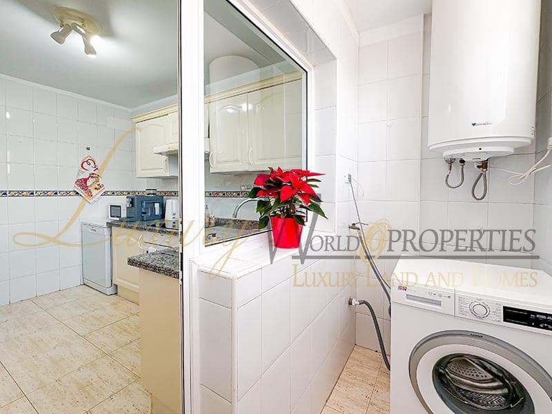 4 soveværelse Lejlighed til salg i Costa Adeje med swimmingpool garage - € 455.000 (Ref: 8736590)