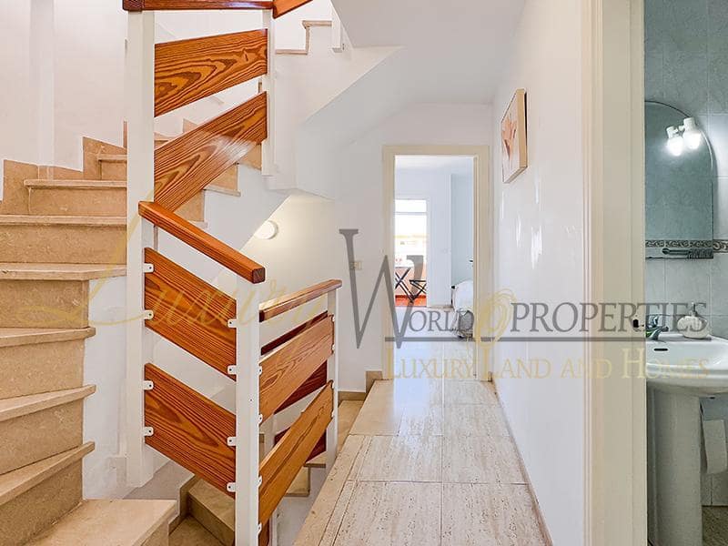 4 soveværelse Lejlighed til salg i Costa Adeje med swimmingpool garage - € 455.000 (Ref: 8736590)