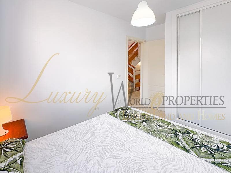 4 soveværelse Lejlighed til salg i Costa Adeje med swimmingpool garage - € 455.000 (Ref: 8736590)