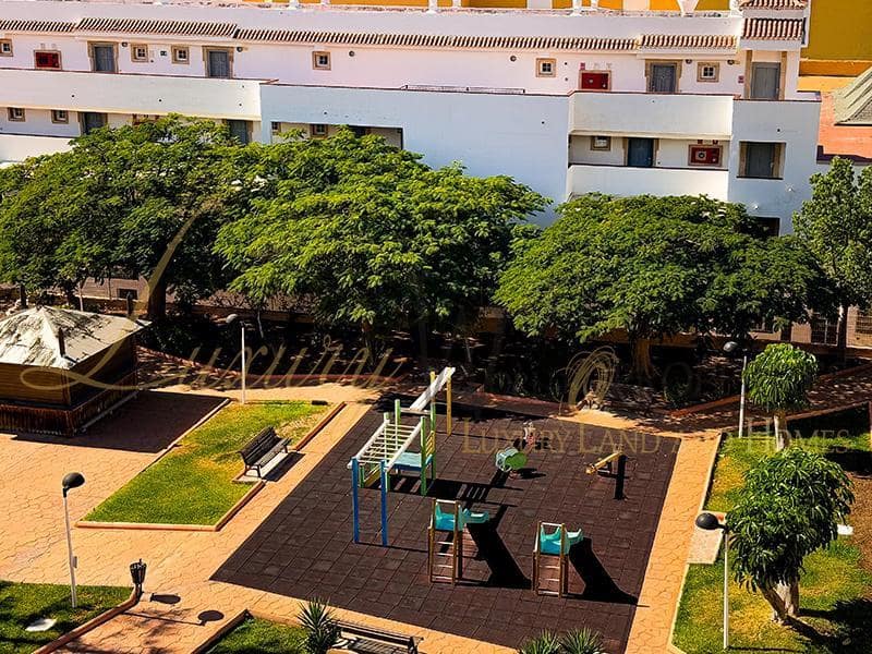 4 soveværelse Lejlighed til salg i Costa Adeje med swimmingpool garage - € 455.000 (Ref: 8736590)