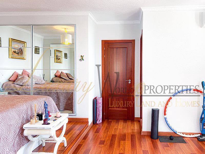 5 soveværelse Villa til salg i Costa Adeje med garage - € 625.000 (Ref: 8738490)