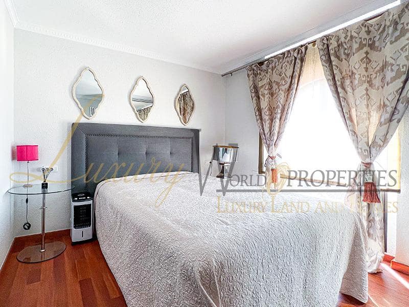 5 soveværelse Villa til salg i Costa Adeje med garage - € 625.000 (Ref: 8738490)