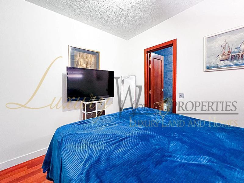 5 soveværelse Villa til salg i Costa Adeje med garage - € 625.000 (Ref: 8738490)